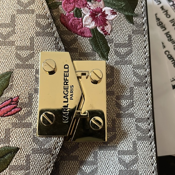 Karl lagerfield bag, basically brand new - Picture 7 of 10